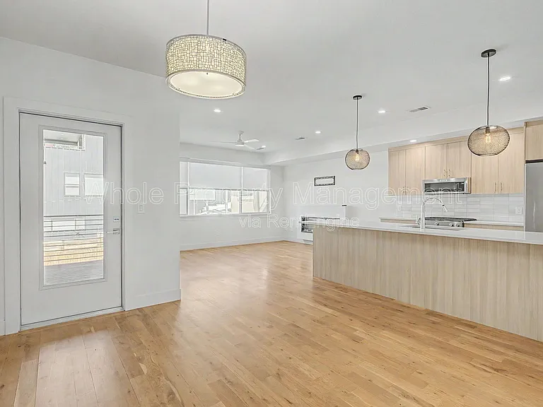 2708 W 25th Ave — Photo 9
