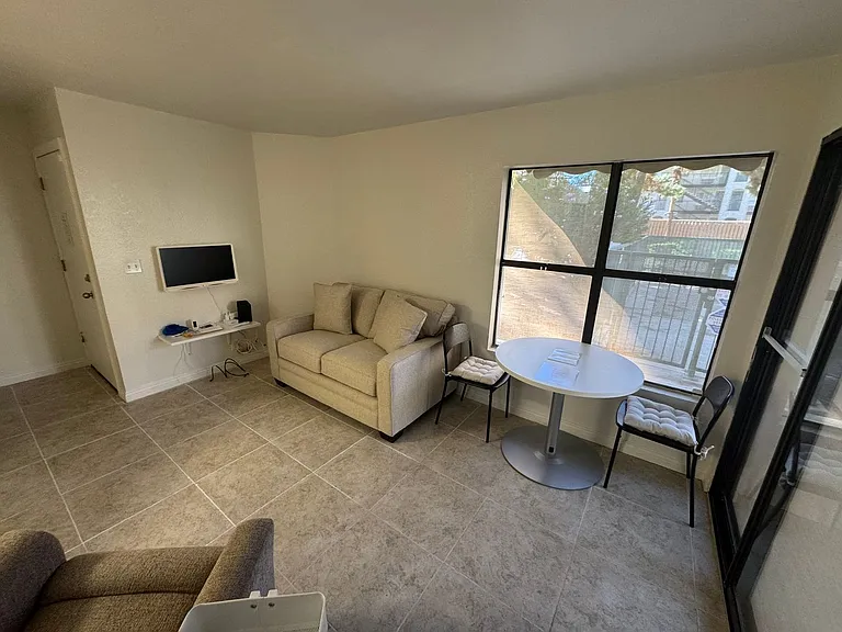 520 Elm Dr #103 — Photo 8