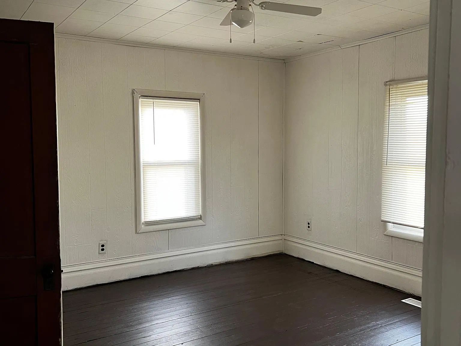 2 bed, 900 sqft, $1,100 — Photo 3