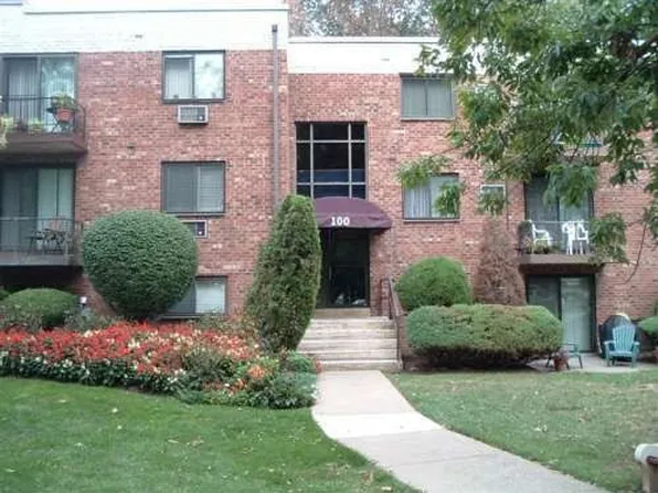 1575 W Street Rd APT 123, Warminster, PA 18974