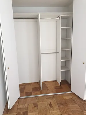 Rented by City & Suburban | media 21