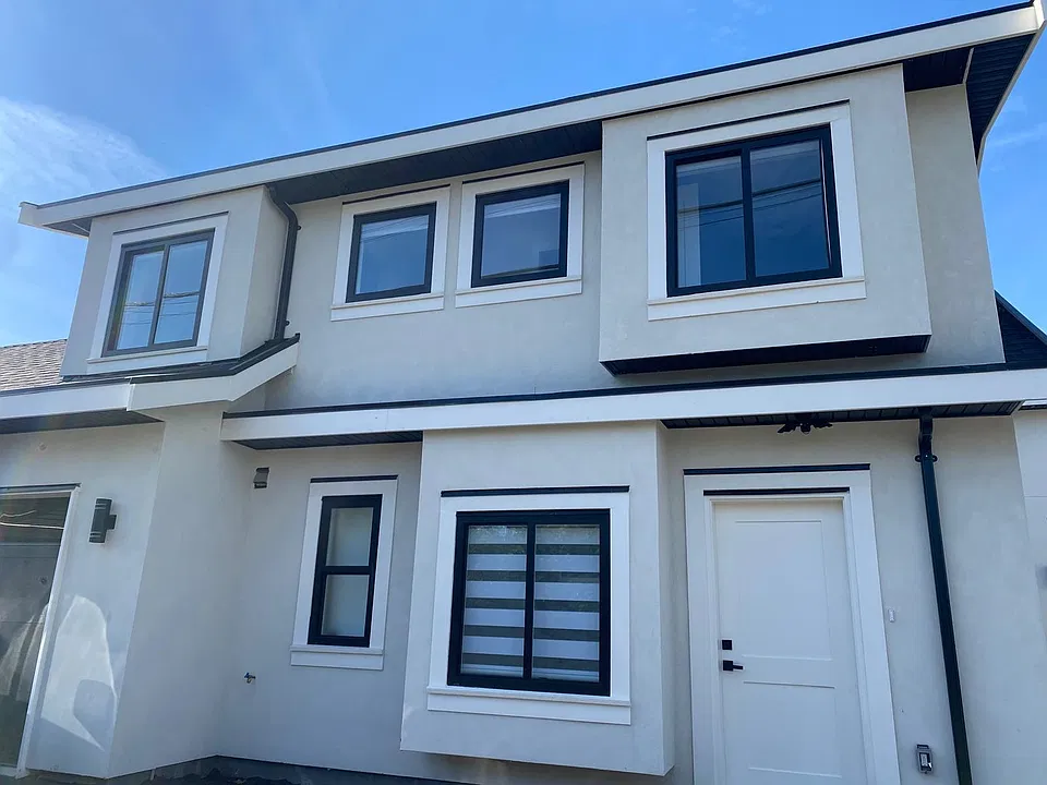 10408B Dennis Cres
