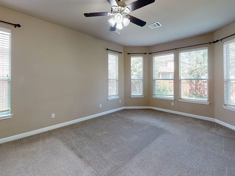 4209 Oldenburg Ln — Photo 16