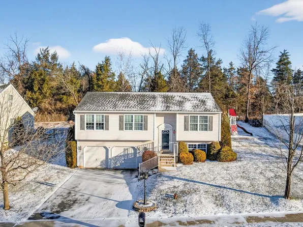 67 Thayer Rd, Birdsboro, PA 19508