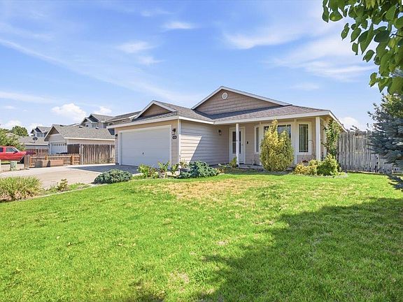 3rd image of 4328 Campolina Ln