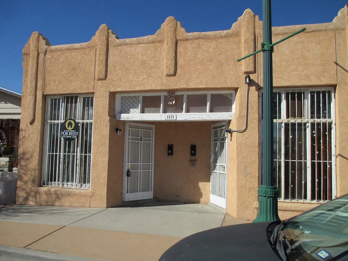 E San Antonio 1311 (Group 2) — Photo 2