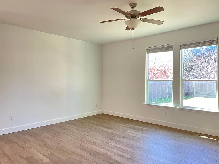 2238 Howry Dr — Photo 19