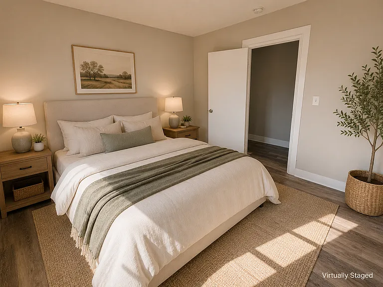 1307 E Market St #2 — Photo 9