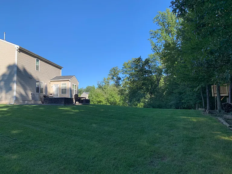 89 Charter Gate Dr — Photo 37