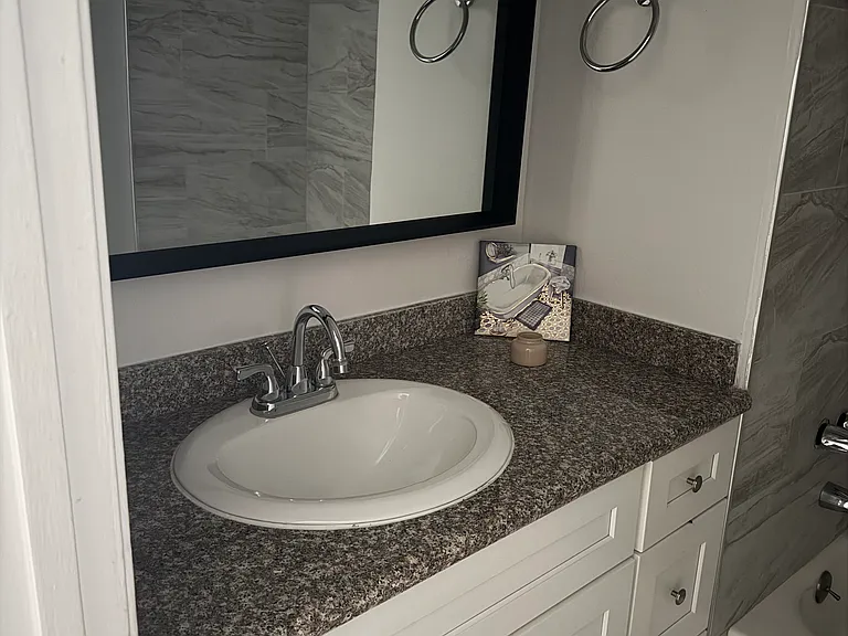 20208 Leadwell St #31 — Photo 7