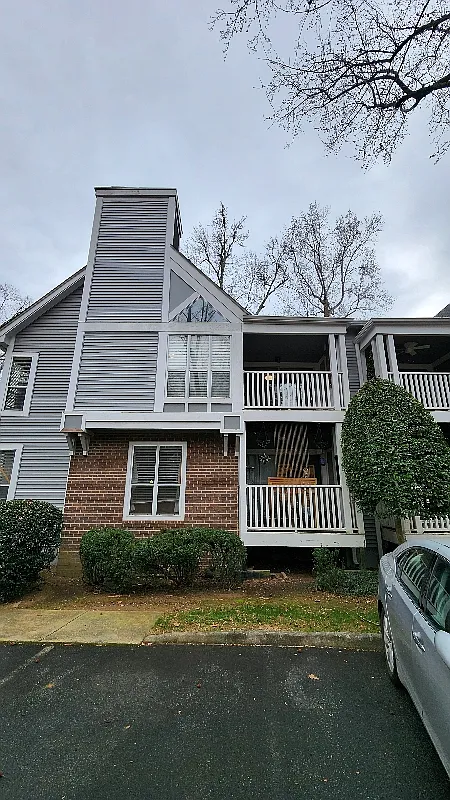 Building Photo - 2502 Cranbrook Ln #4