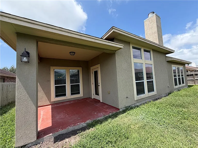 6706 Samba Dr — Photo 29