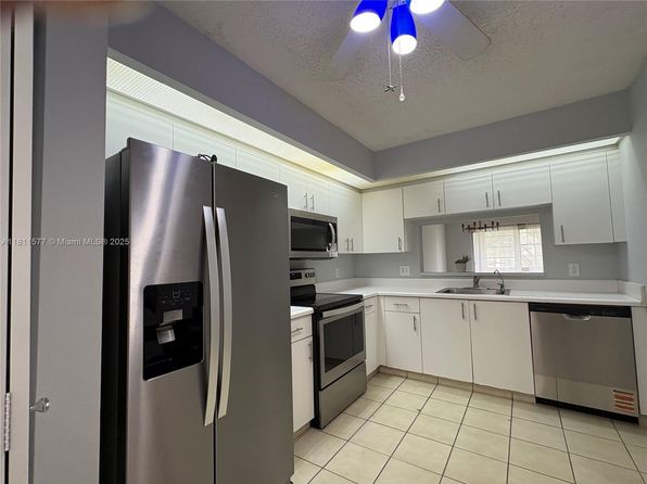 12755 SW 16th Ct APT B211