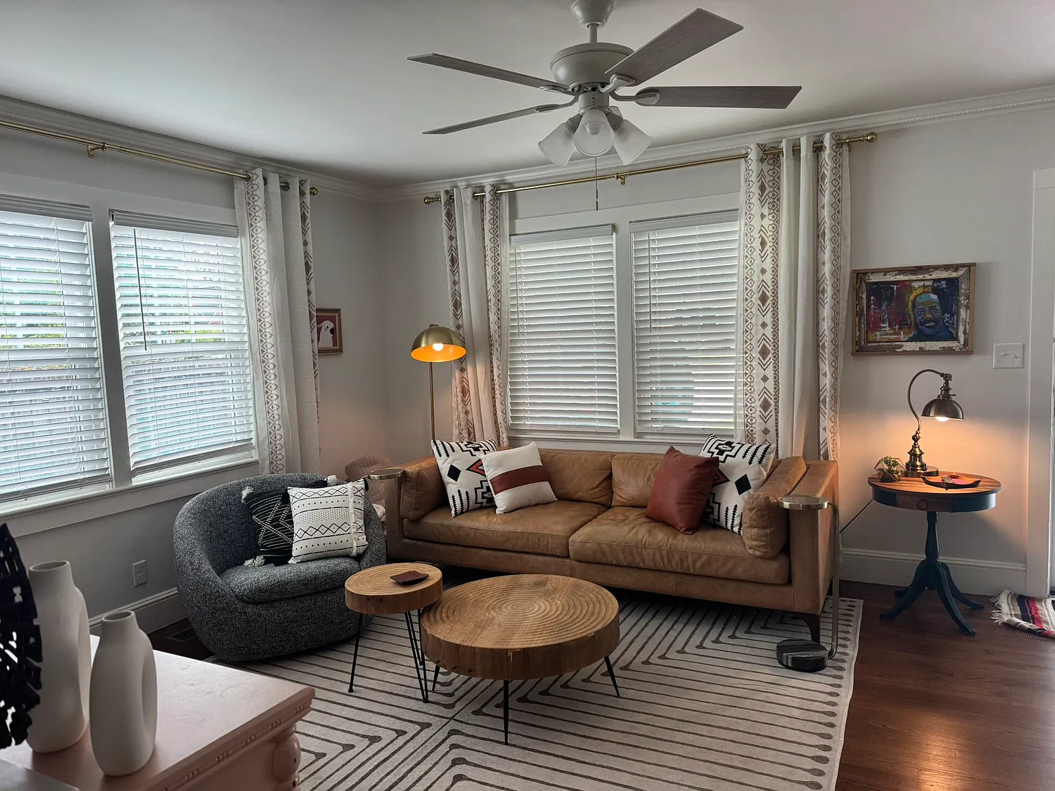 3 bed, 1300 sqft, $2,900 — Photo 2
