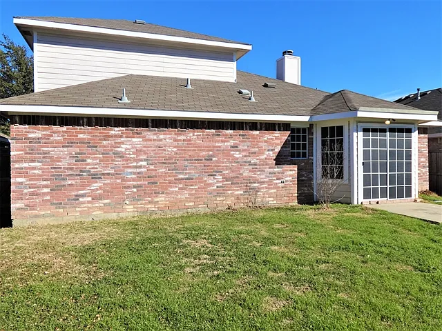 649 Babbling Brook Dr — Photo 11