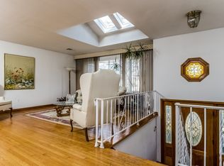 55 Grand St, Clark, NJ 07066
