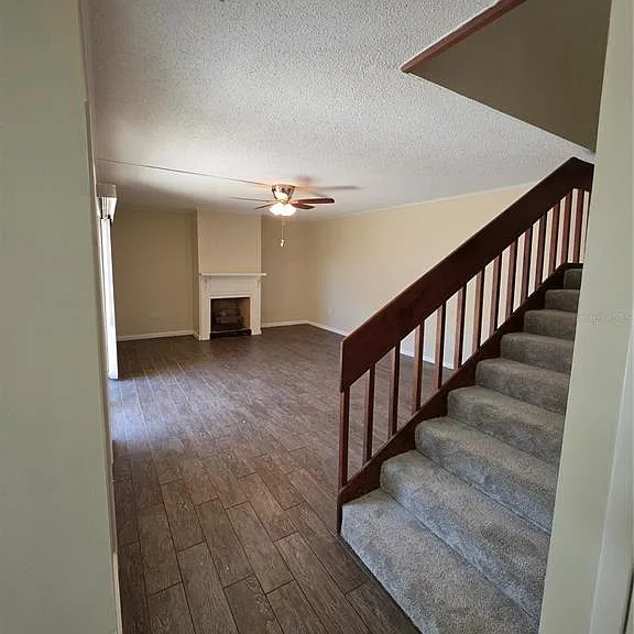 3824 Saxon Dr — Photo 11