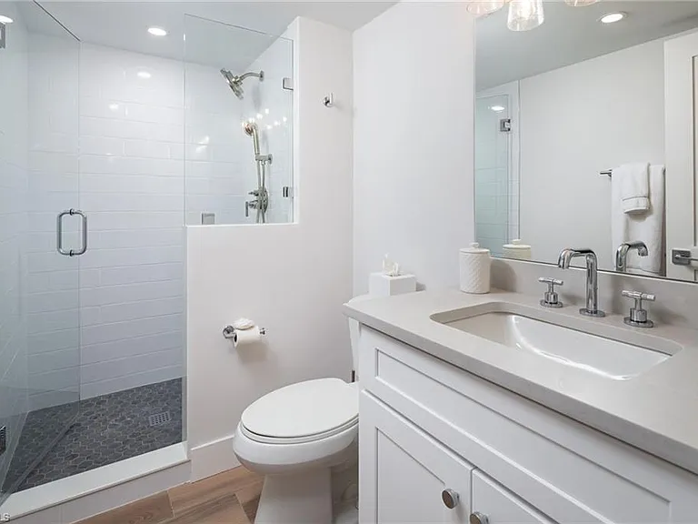 10475 Gulf Shore Dr #115 — Photo 21