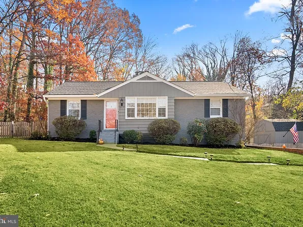 5819 Lane Dr, Alexandria, VA 22310