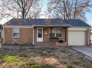 724 S Eastridge Dr, Wichita, KS 67207