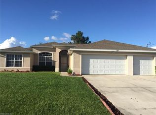 3104 40th St SW, Lehigh Acres, FL 33976