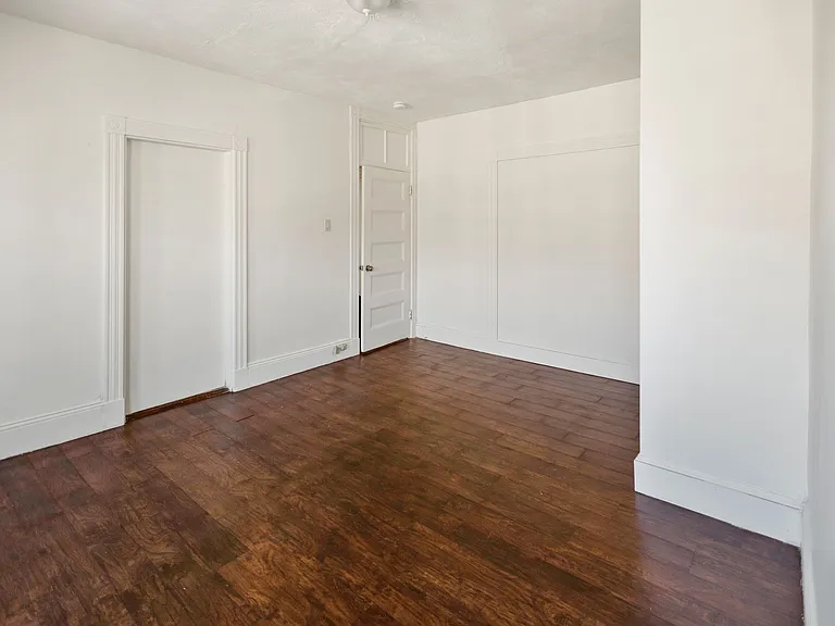 866 Huntington Ave #2 — Photo 3