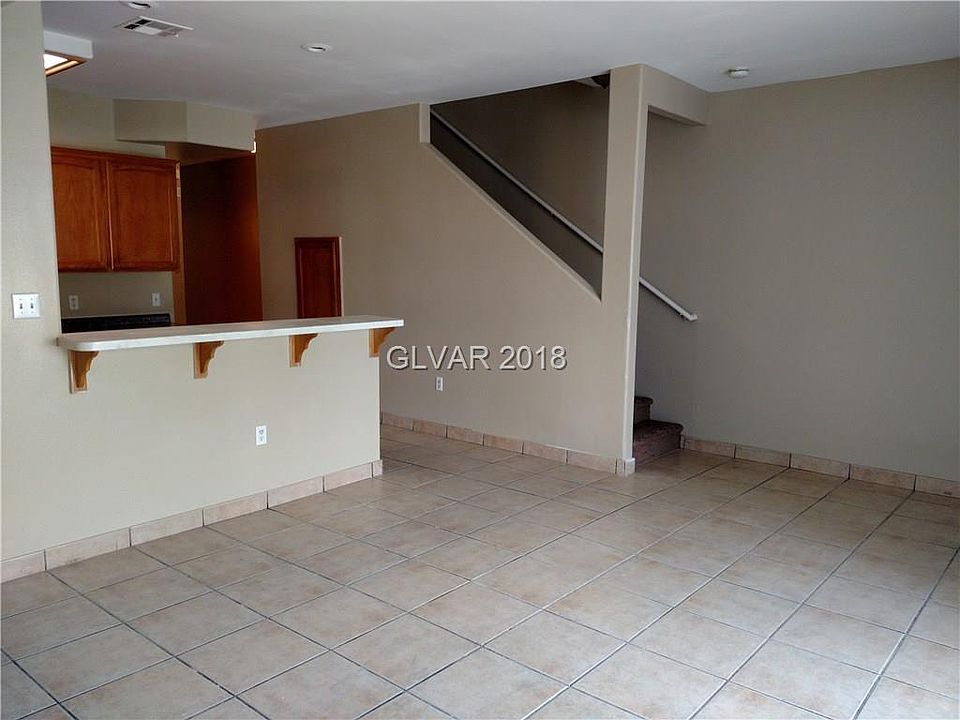 1st image of 1741 N Lamont St