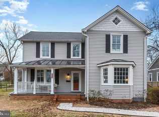 715 Dranesville Rd, Herndon, VA 20170