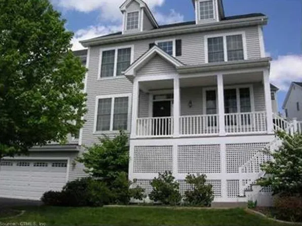 16 Gettysburg Rd, Southbury, CT 06488