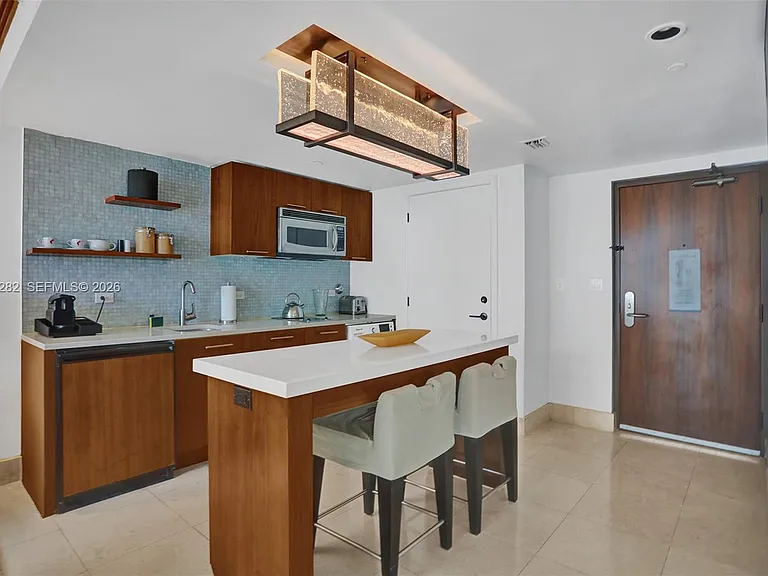 6801 Collins Avenue Cu #309-314 — Photo 2