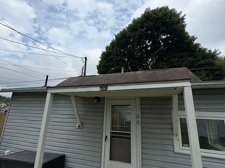 68 Oakwood Ave — Photo 1