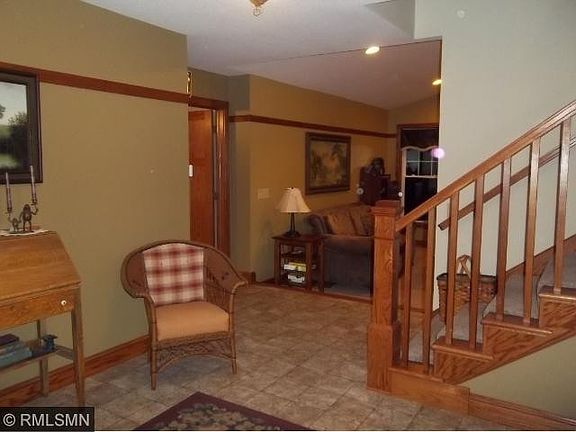 5th image of 313 Frenzel Dr