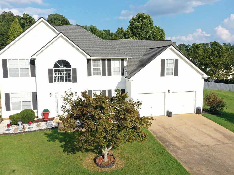 1st image of 490 Lakewater View Dr