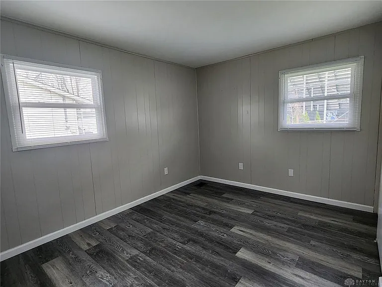87 Poe Ln — Photo 9