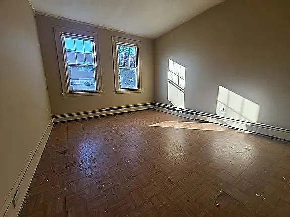 30 Dorothy St #3S — Photo 3