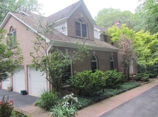 6612 Colchester Rd, Clifton, VA 20124