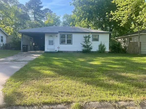 925 Greenlea Dr, N Little Rock, AR 72117