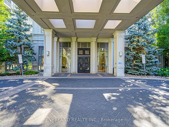 4th image of 15 Greenview Ave #707