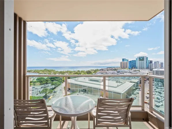 410 Atkinson Dr #1707, Honolulu, HI 96814