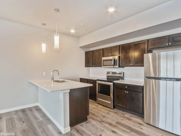 Big Ben Townhomes
