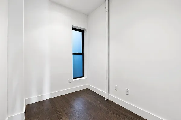 Rented by Vertical Real Estate LLC | media 11