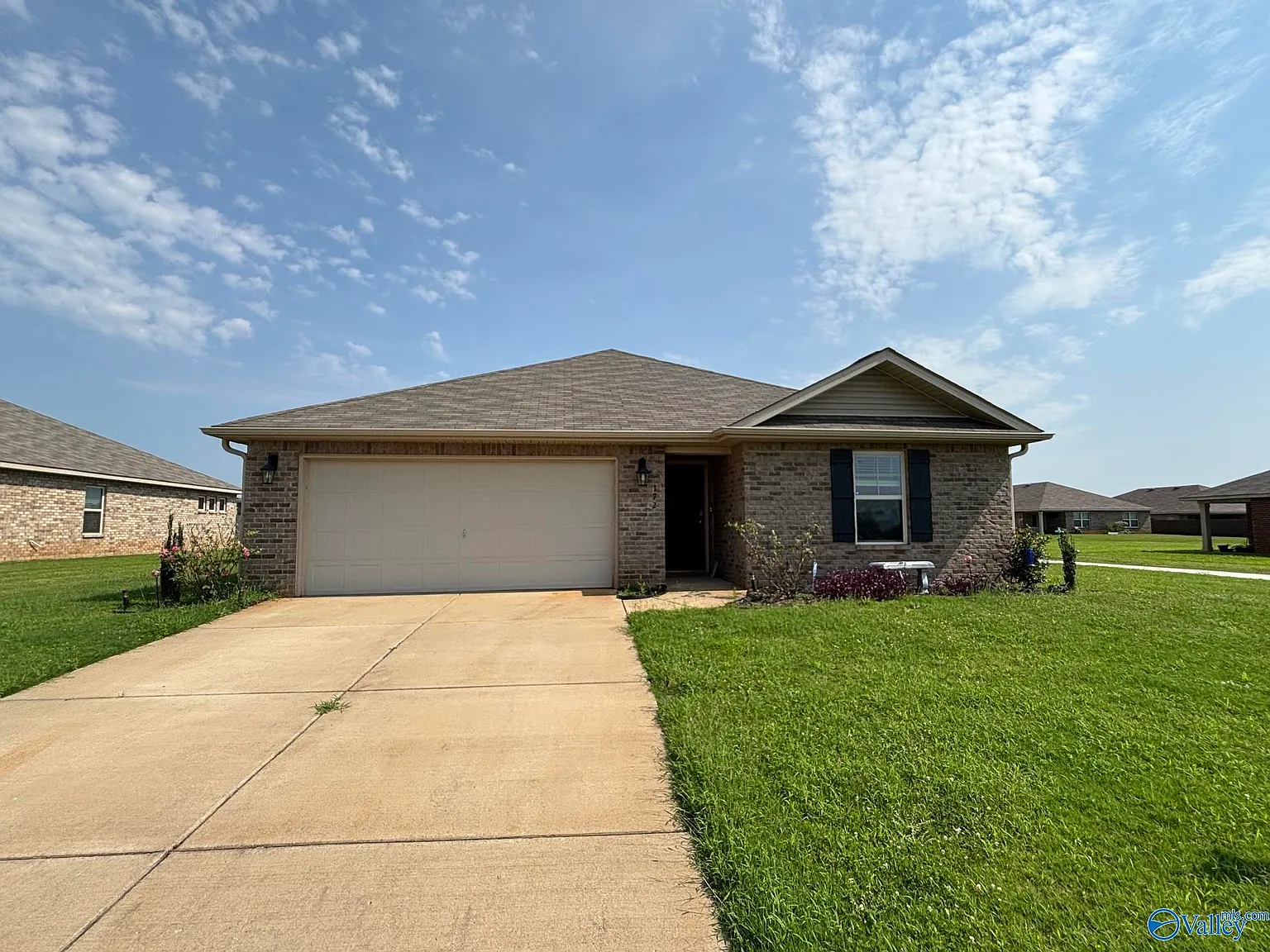 3 bed, 2.0 bath, 1537 sqft, $1,600 — Photo 1