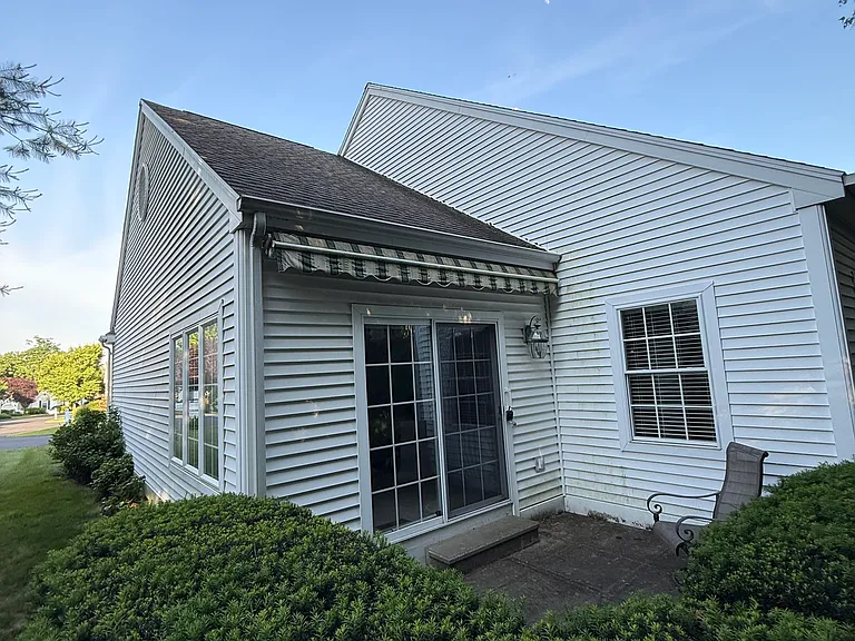 9 Clover Ln — Photo 27