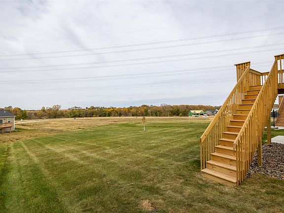 5th image of 16525 Bentwood Dr