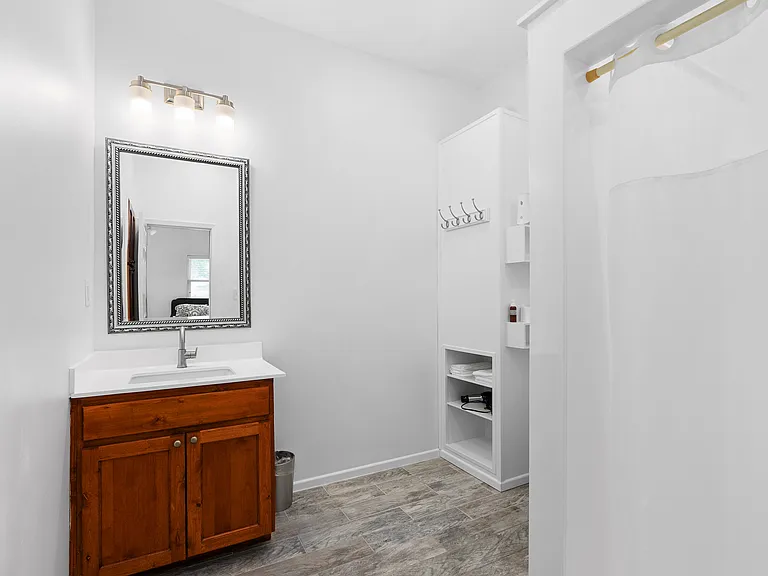 Bonus room bath with shower