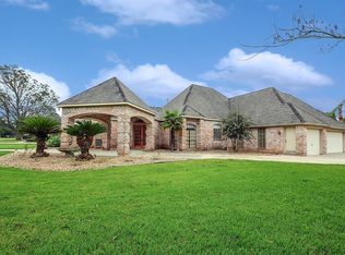 4603 Weston Dr, Weston Lakes, TX 77441