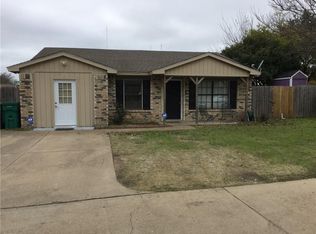 400 Vincent St, Cedar Hill, TX 75104