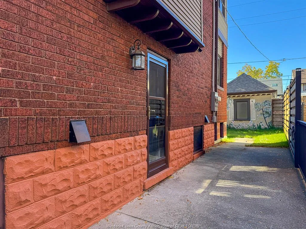 1 bed, $1,700 — Photo 2