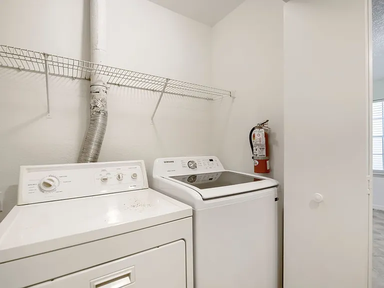 7270 Westpointe Blvd #910 — Photo 23