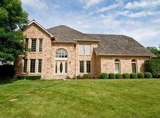 1225 Champion Forest Ct, Wheaton, IL
